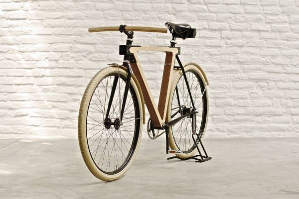 Vélo urbain en bois WOOD.b de BSG Bikes