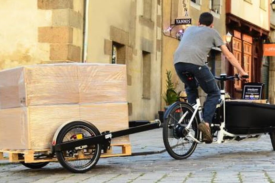 Remorque BicyLift de Fleximodal pour le transport de palette à vélo.